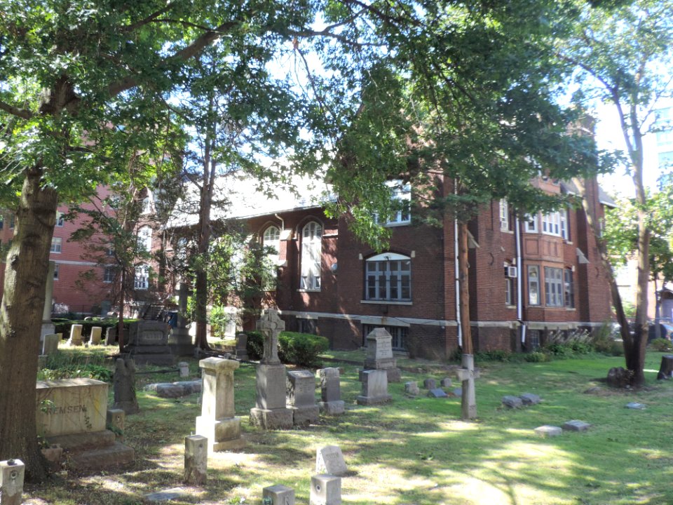 Grace Episcopal Church graveyard Jamaica, Queens jeh