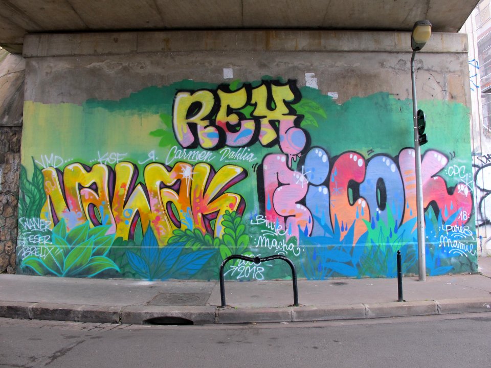 Graffiti à Courbevoie - 3063 03