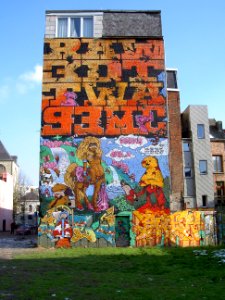 Graffiti somewhere in Antwerp, pic2