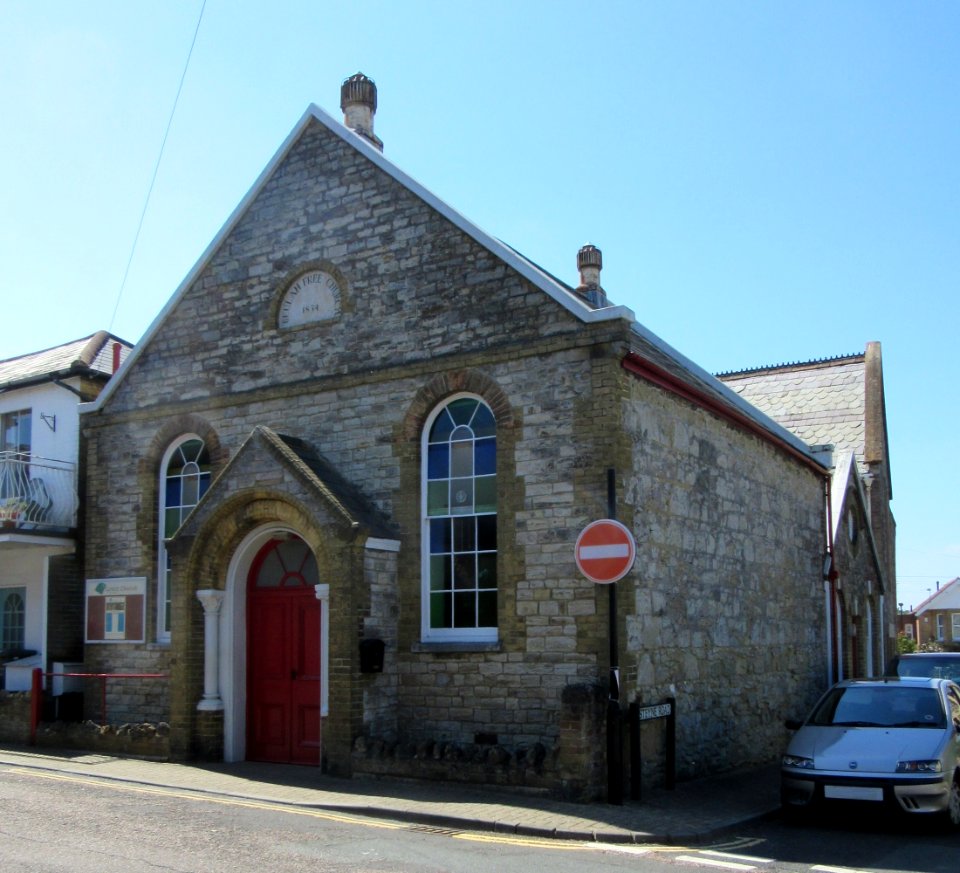 Grace Church IoW (formerly Beulah Free Church), Church Street, Seaview (May 2016) (5)