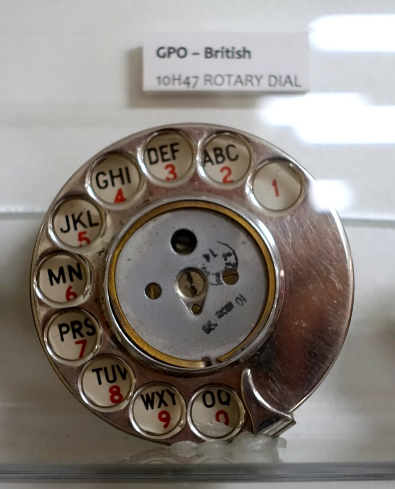 GPO 10H47 rotary dial, Britain - Telephone Museum - Waltham, Massachusetts - DSC08170