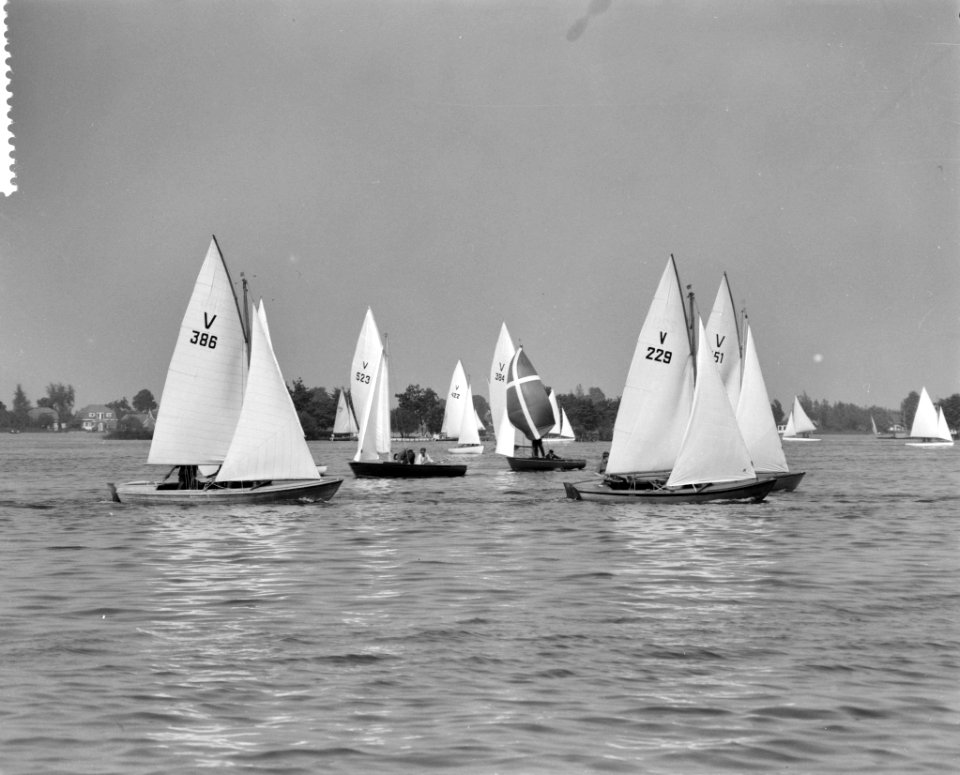 Goudse zeilweek 1960 van de Gravenbroekse- en Elfhoevenplas, Bestanddeelnr 911-3113