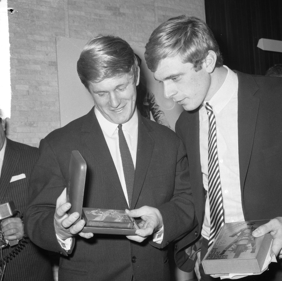 Gouden boek voor Jan Cremer, Jan Cremer (rechts) en Wim Wagenaar, Bestanddeelnr 917-1757