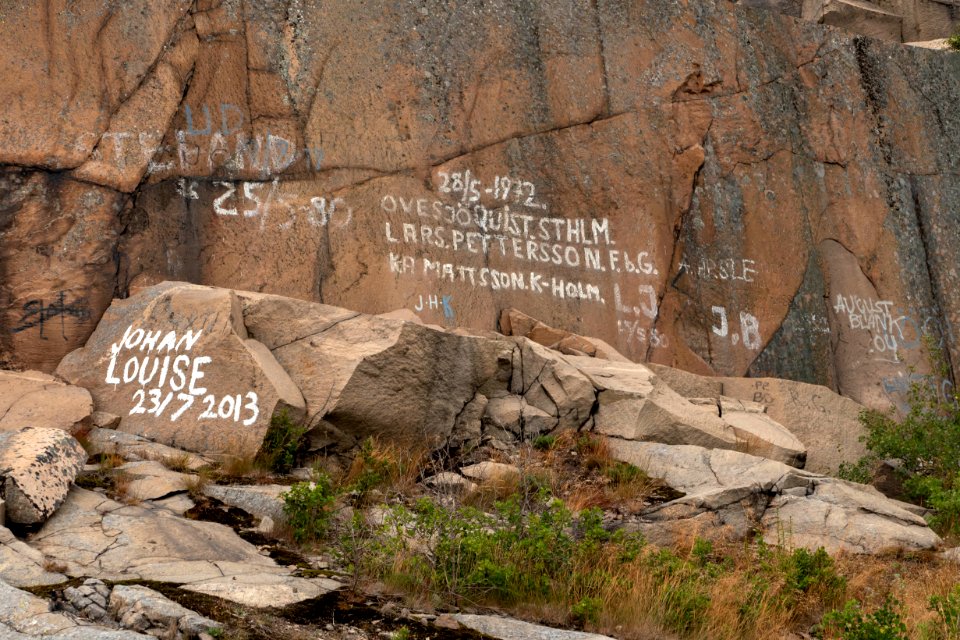Graffiti in Slävik harbor 1