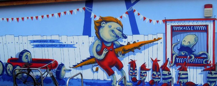 Graffiti am Schreberbad im August 2017
