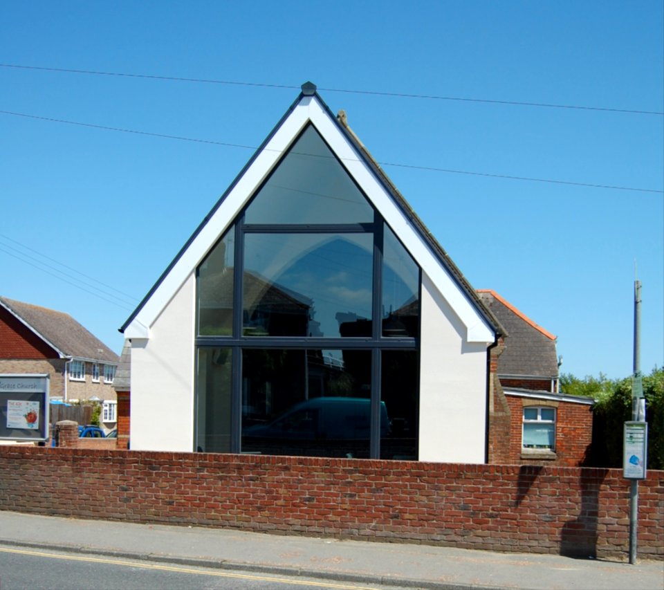Grace Church IoW, 79 Marlborough Road, Ryde (June 2017) (3)