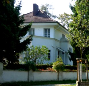 Grabenstraße 16 (Berlin-Lichterfelde)