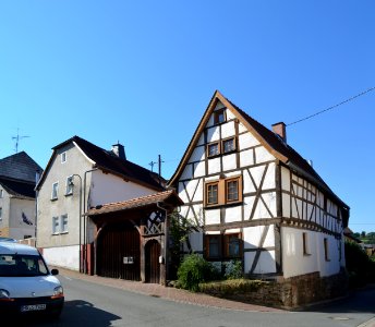 Grävenwiesbach, Zingelstraße 2