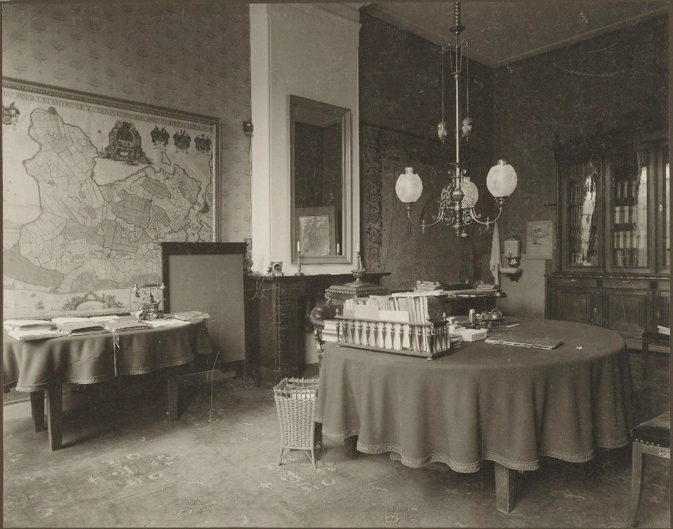 Gouvernementsgebouw, Aan de Jansstraat, de kamer van de griffier, Inventarisnummer NL-HlmNHA 04121