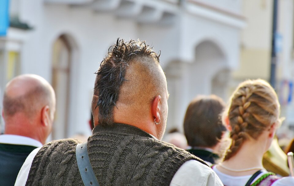 Fashionable stylish side profile
