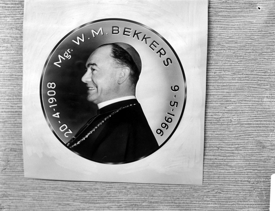 Gouden Munt van mgr. Bekkers, Bestanddeelnr 919-1444