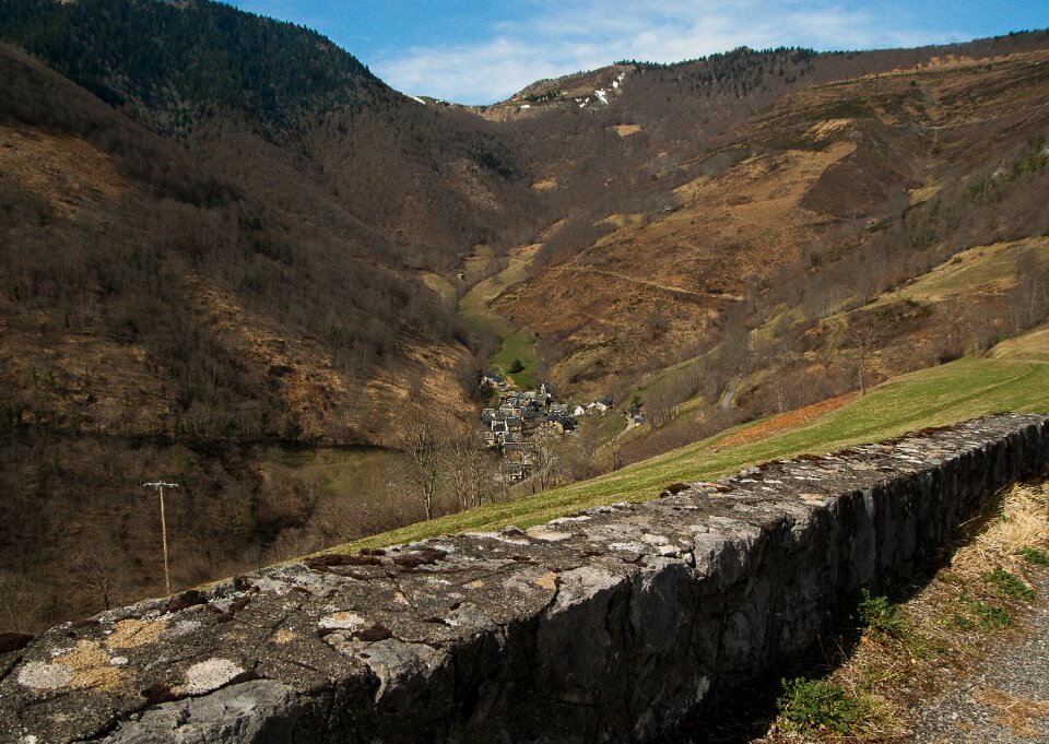 Pass aspin village valley