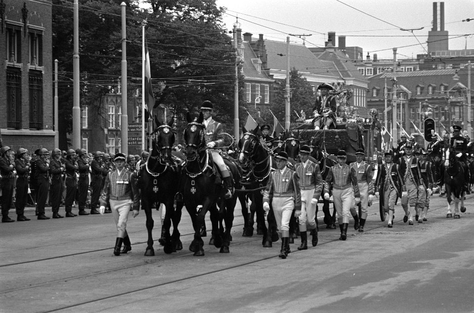 Gouden Koets onderweg, Bestanddeelnr 926-6910