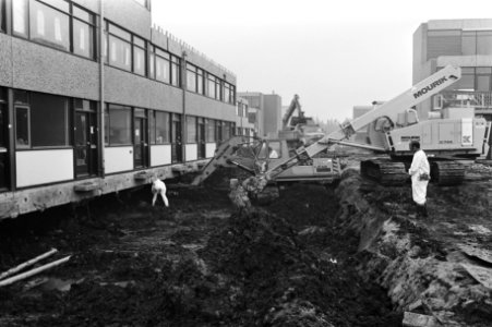 Graafwerkzaamheden bij palenwoningen, Bestanddeelnr 930-9999