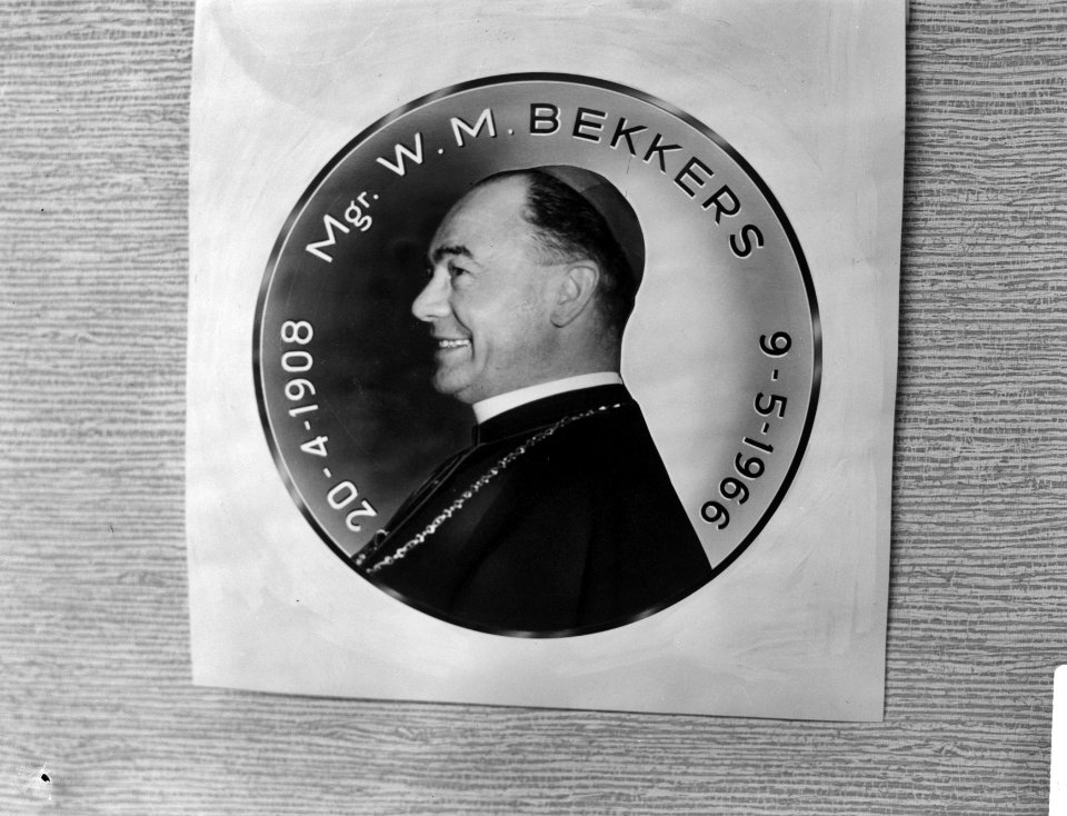 Gouden Munt van mgr. Bekkers, Bestanddeelnr 919-1443