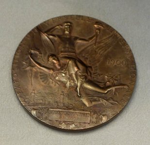 Grand Prize awarded to the Rookwood Pottery Company, Universal Exposition, 1900, Paris, France, bronze - Cincinnati Art Museum - DSC03104
