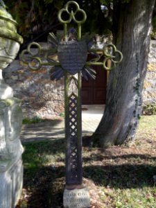 Grabkreuz in Thälendorf