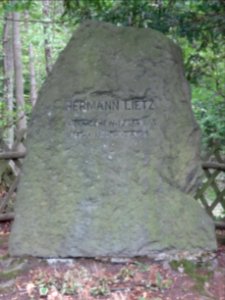 Grab Hermann Lietz 3