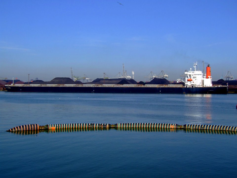 Grand Venture IMO 9346342, Mississippi harbour, Port of Rotterdam, Holland 15-Apr-2007