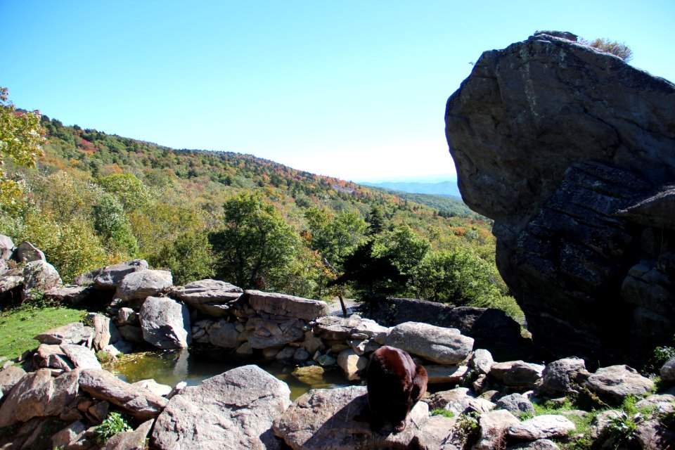 Grandfather Mountain view, from bear exhibit, Oct 2016 1