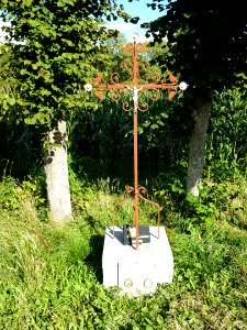 Grandchamp (Ardennes) croix des fusillés