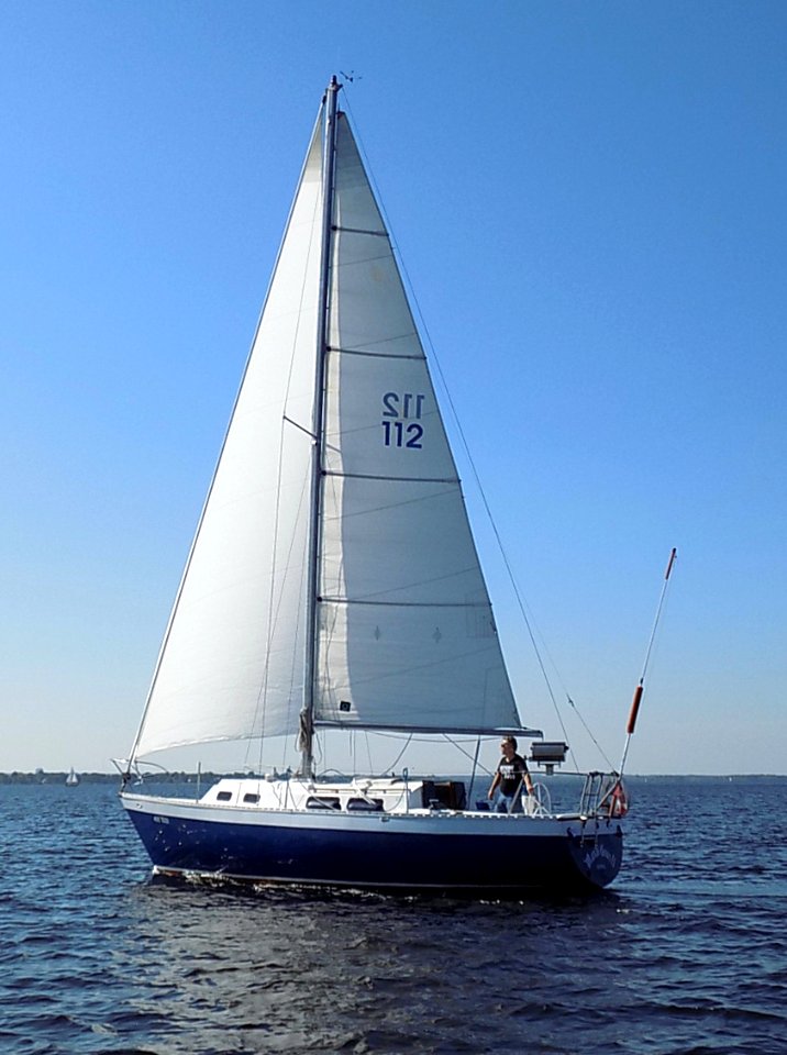 Grampian 28 sailboat Mardi Gras II 1199