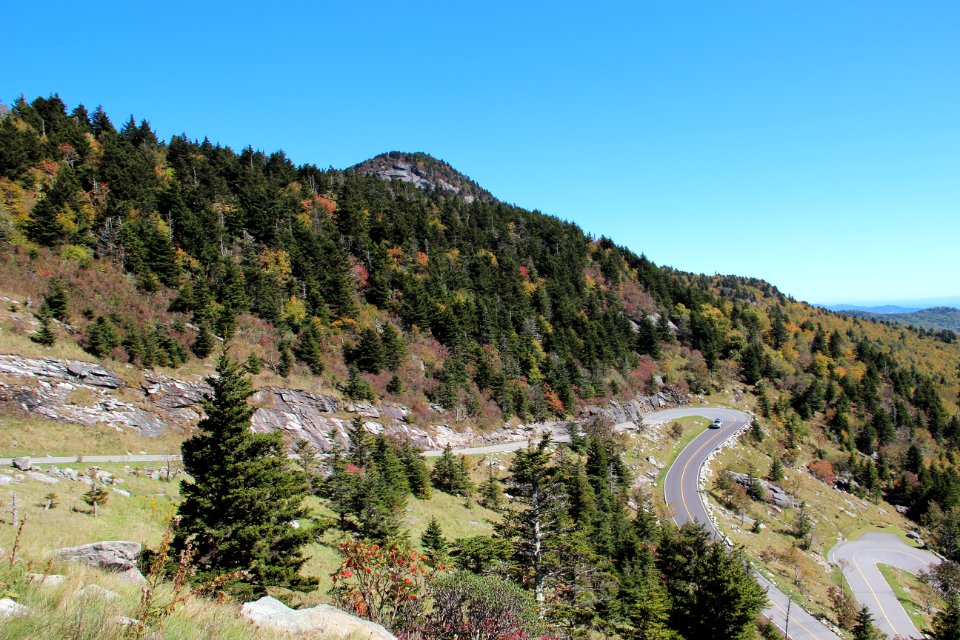 Grandfather Mountain hairpins, Oct 2016 1