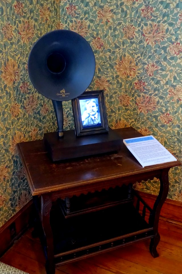 Gramophone - O. Henry Museum - Austin, Texas - DSC09231
