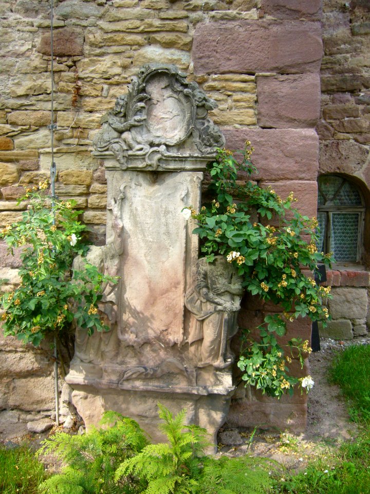 Grab in Ritteburg