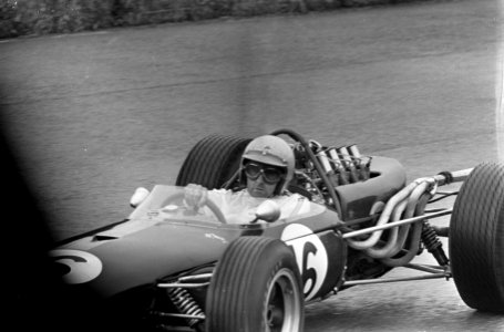 Grand Prix Zandvoort , training, Jack Brabham in zijn Pepco Brabham, Bestanddeelnr 919-3823 photo