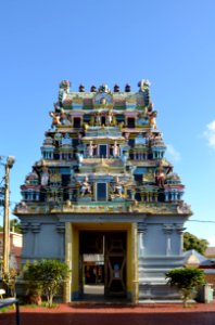 Grand Baie, Vadapazhanee Murugan Kovil, Gopuram