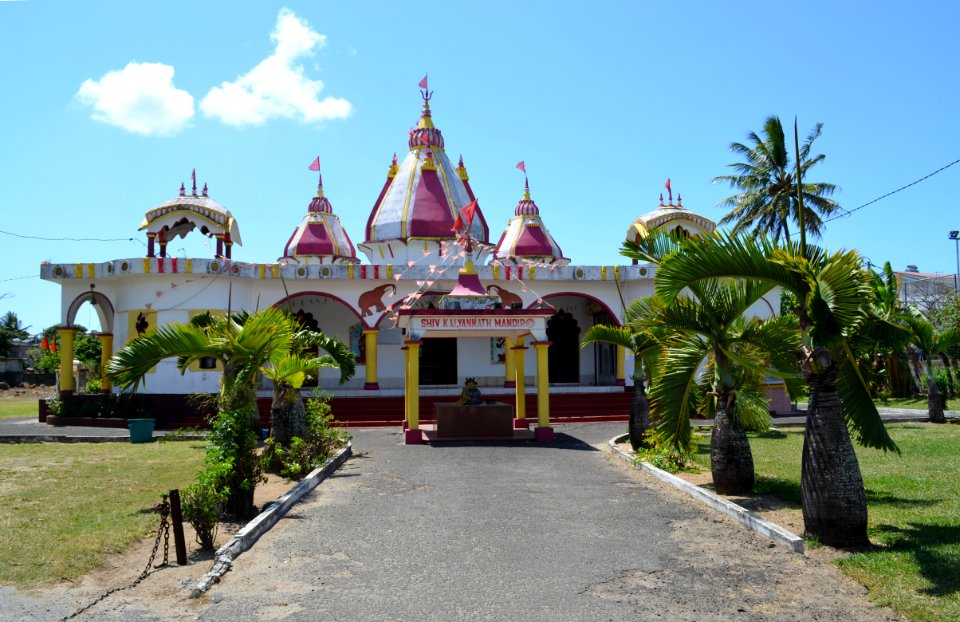 Grand Baie, Shiv Kalyannath Mandir