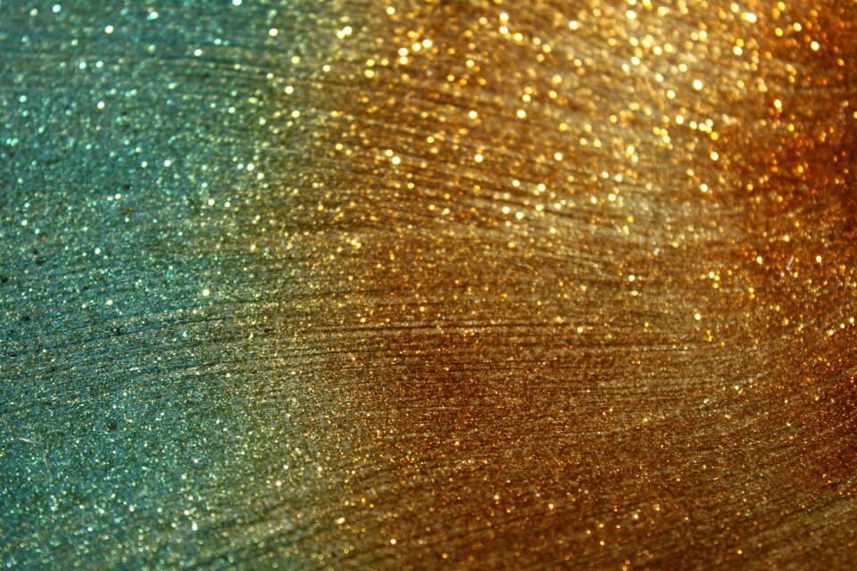 Sparkle shine golden