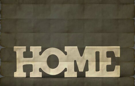 At home luck feel at ease