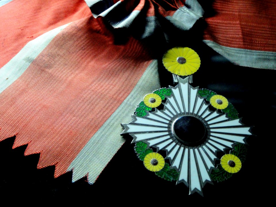 Grand Cordon of the Order of the Chrysanthemum (Japan) - Memorial JK - Brasilia - DSC00440