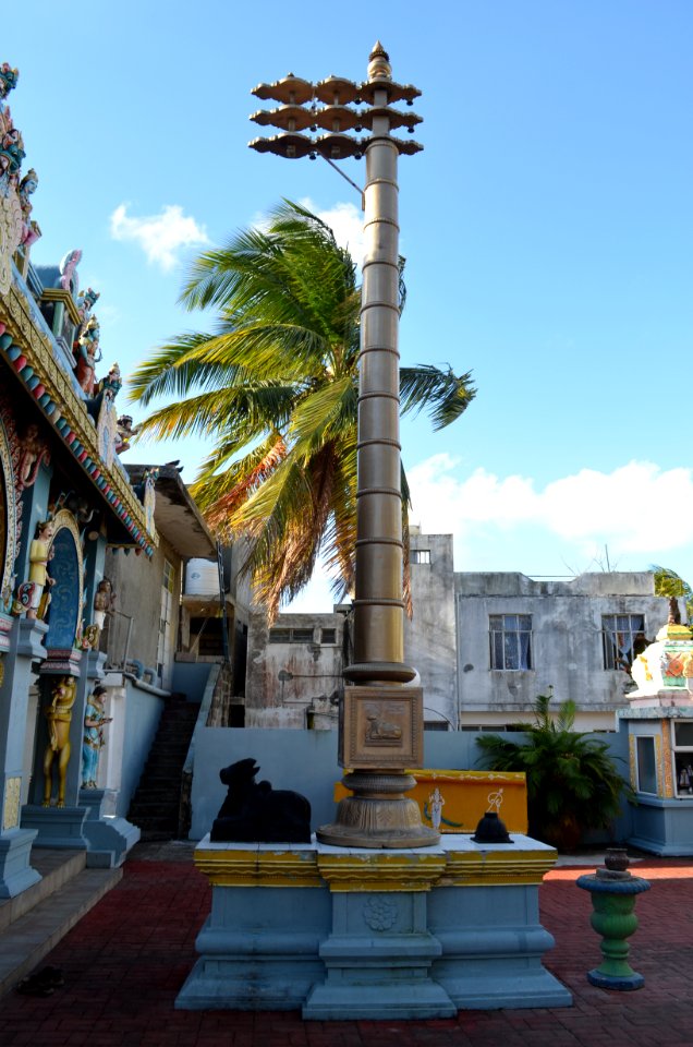 Grand Baie, Vadapazhanee Murugan Kovil, exterieur (1)