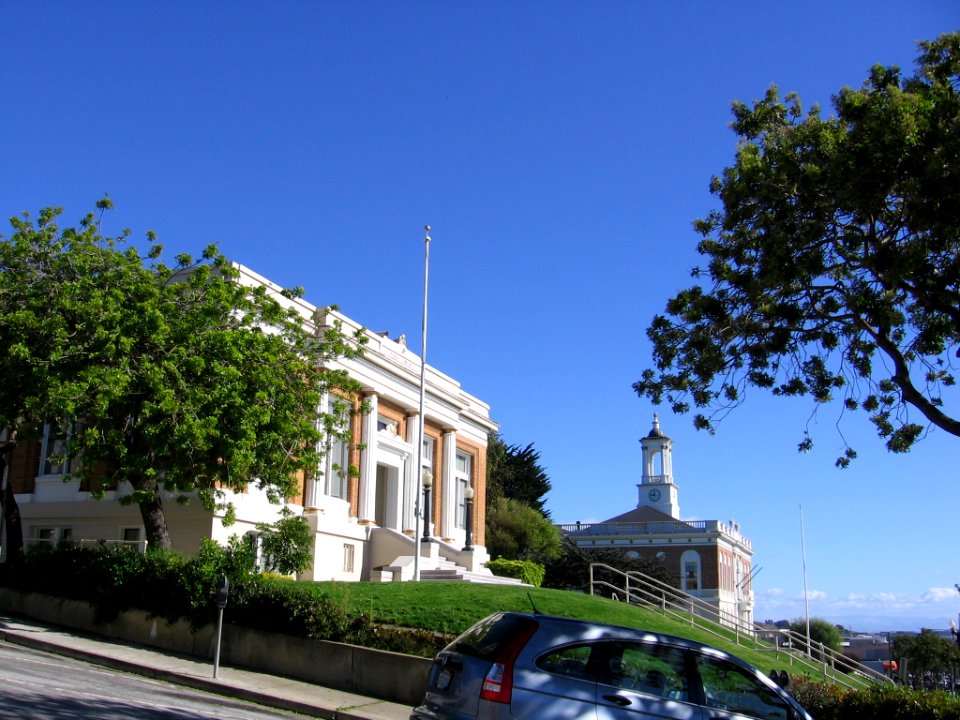 Grand Avenue Library and City Hall 3204