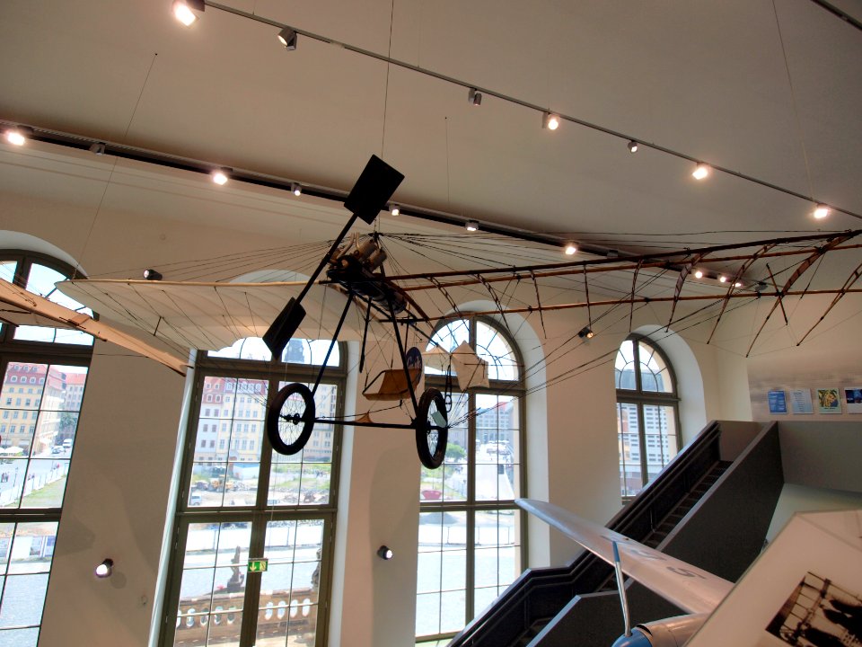 Grade Monoplane pic4