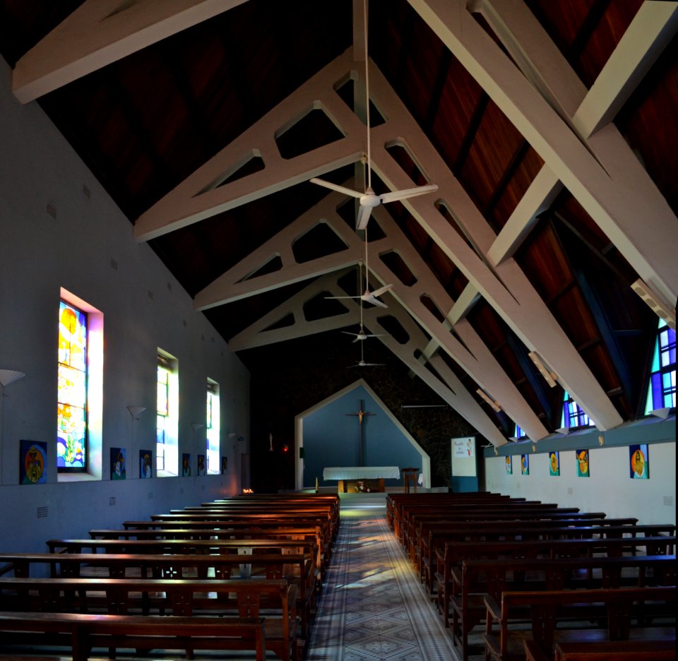 Grand Baie, catholic church, interieur