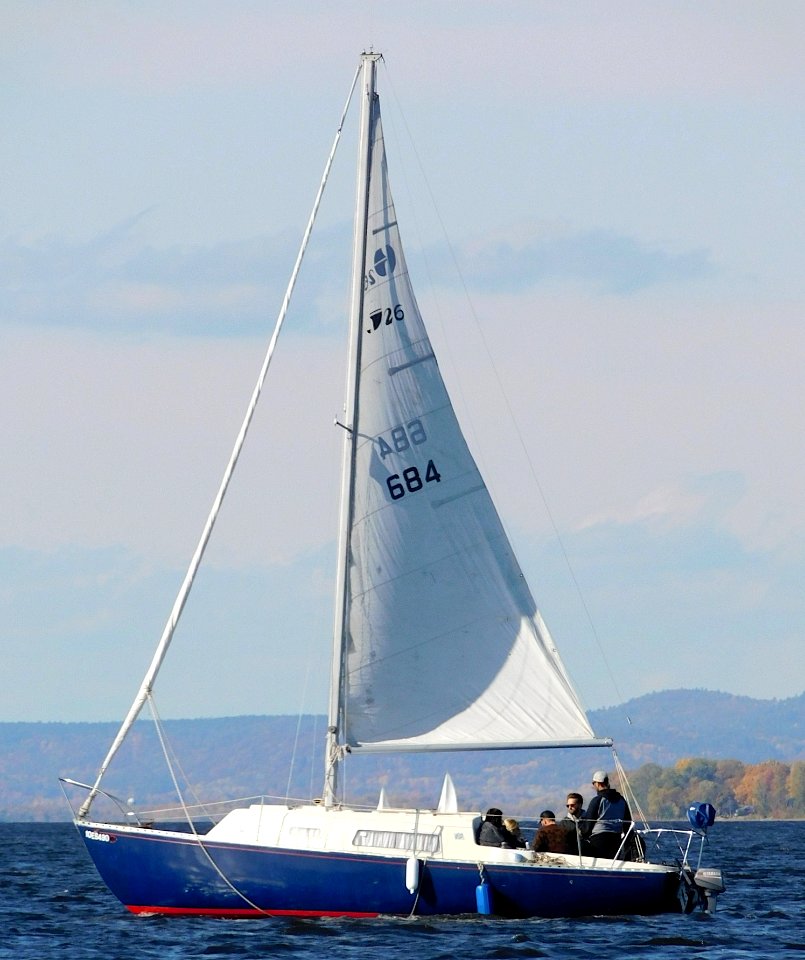 Grampian 26 sailboat 4075
