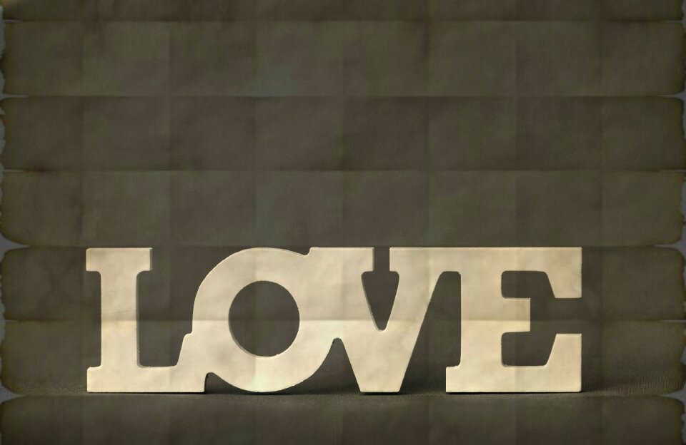 Font lettering affection
