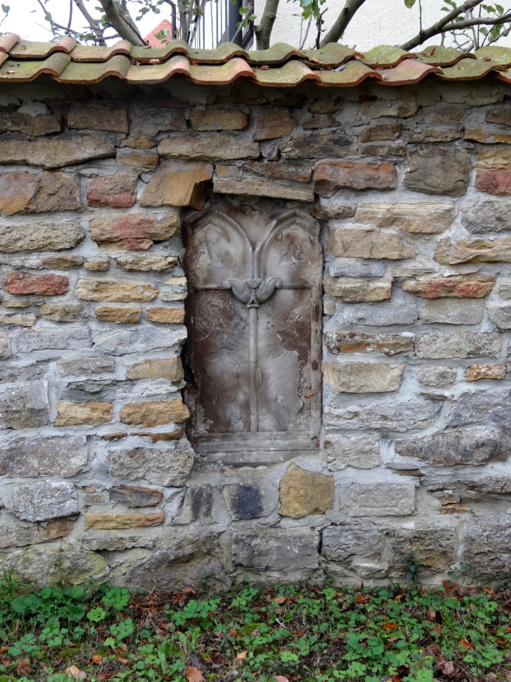 Grabtafeln Schloßvippach 5