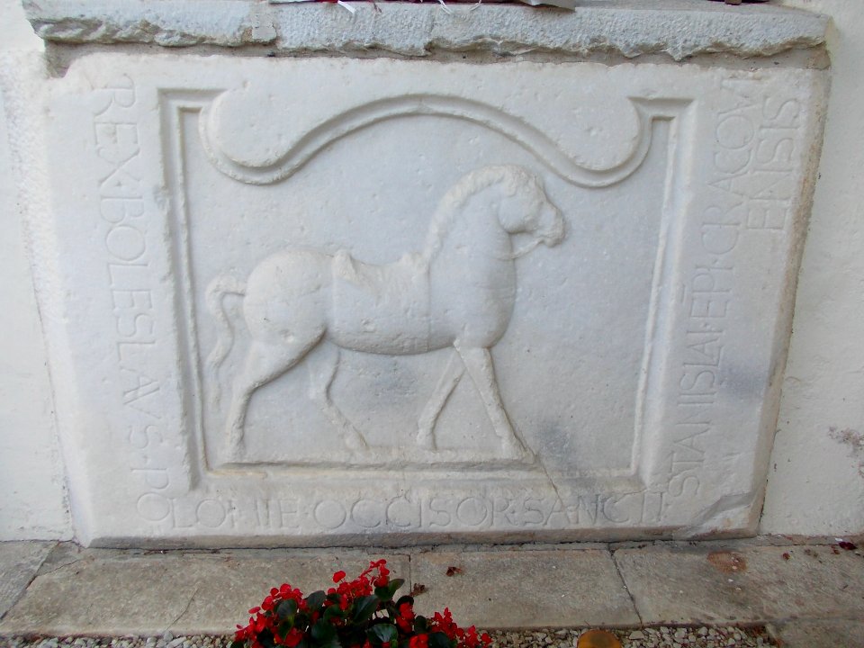 Grave of Boleslaus II of Poland 03