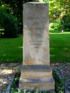 Grabstein der Familie Bach auf dem Alten Friedhof in Arnstadt 2