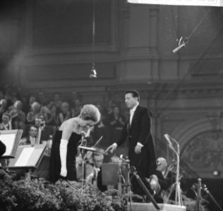 Grand Gala du Disque , Renata Tebaldi tijdens optreden, Bestanddeelnr 914-3534