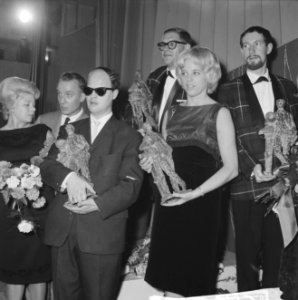 Grand Gala du Disque , Ellen Craamer (met bril) en Jules de Korte, Bestanddeelnr 914-3543