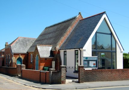 Grace Church IoW, 79 Marlborough Road, Ryde (June 2017) (1)