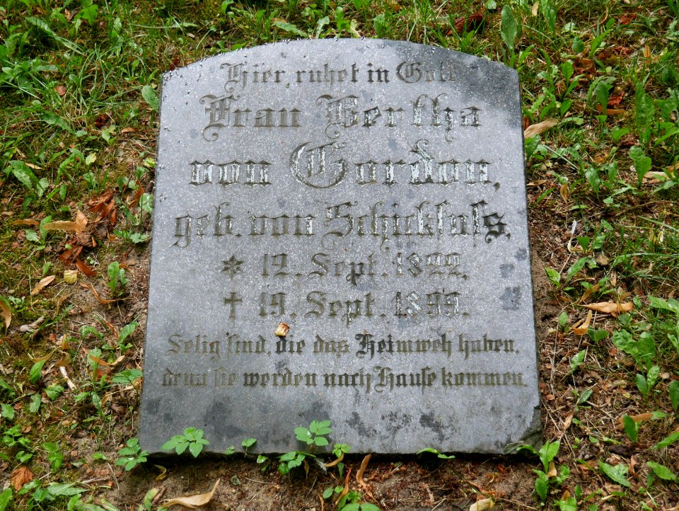 Grabstein Bertha von Gordon