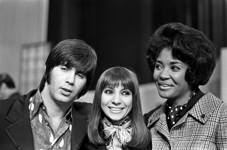 Grand Gala du Disque in RAI Abraham en Ester Ofarim en Nancy Wilson, Bestanddeelnr 921-1407