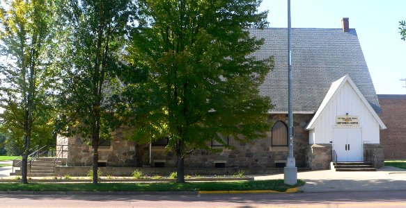Grace Episcopal Church, Huron, SD, from N 1